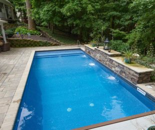 Vinyl Pool Rectangle with Custom Step