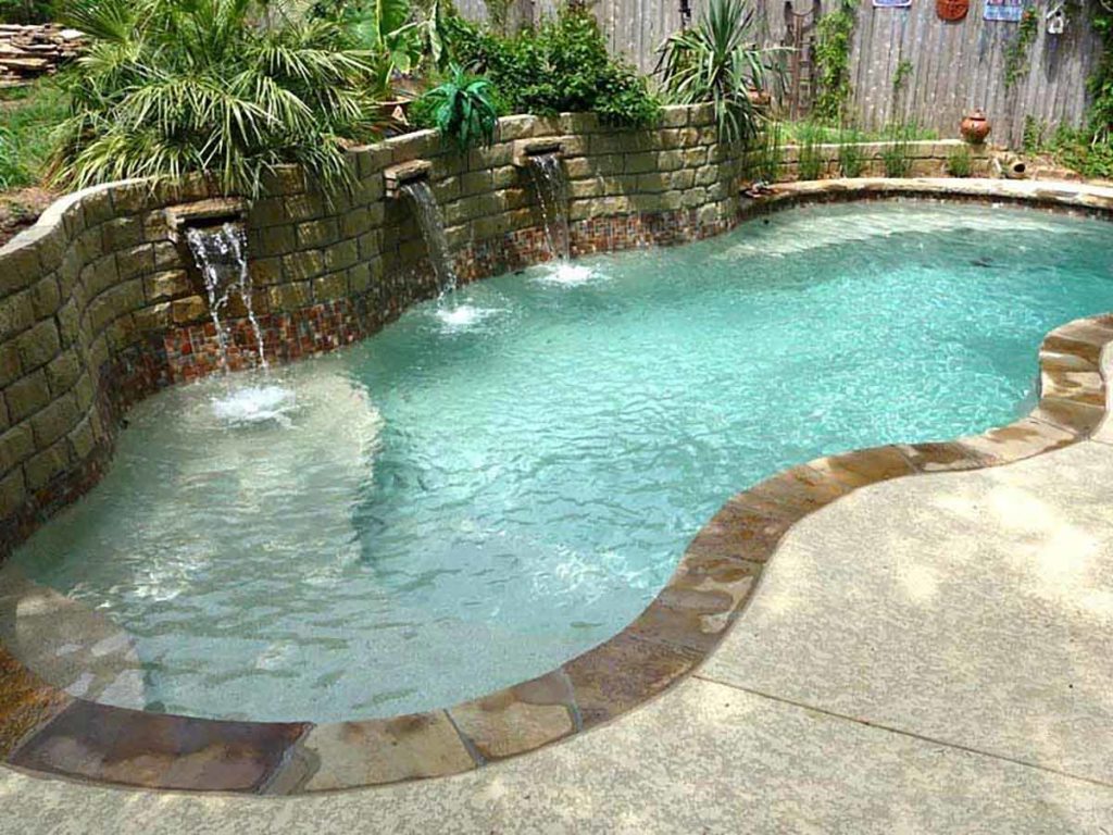 Fiji Fiberglass Pool