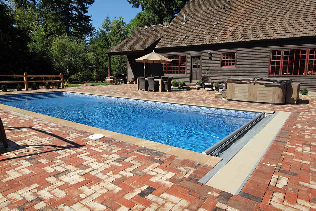 Kingston 16' x 38' Model Pool Latham Pool