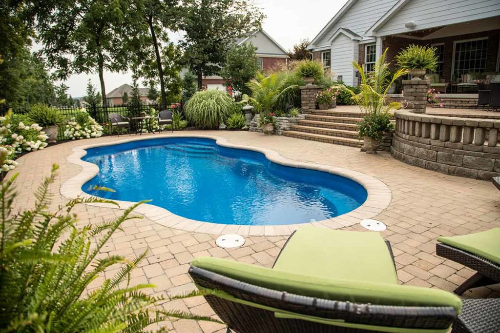 Laguna Fiberglass Pool