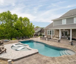 Latham Fiberglass Synergy | Crystite Crystal Shale Gray inground pool